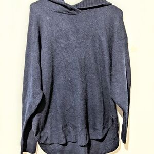 Gap sz med hood dark blue cozy soft warm wool sweater